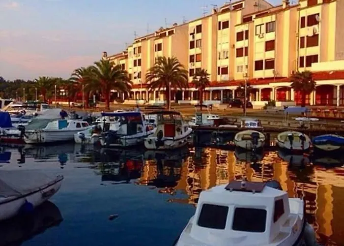 Апартаменты Daly